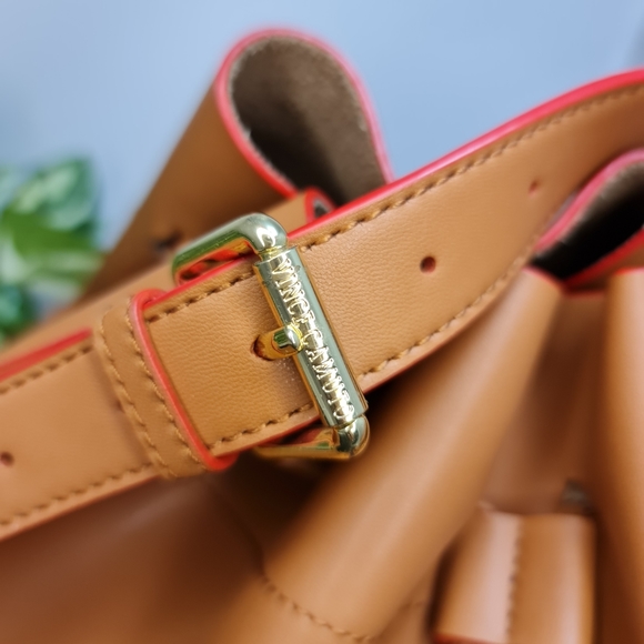 ★MOVING SALE★ Vince Camuto 'Leila' oversized drawstring bucket tote in Bourbon - Picture 4 of 9